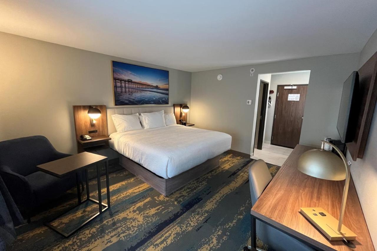 La Quinta Inn By Wyndham Columbia Ne / Fort Jackson Екстер'єр фото